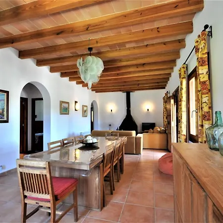 Cas Borrassos- Con Piscina Privada Y Vistas Despejadas